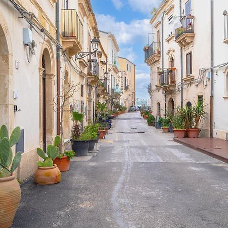 La Casa Di Eva In Via Nizza Apartment Syracuse Exterior foto